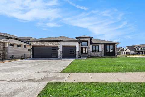 9693 Corydalis Avenue, Saint John, IN 46373