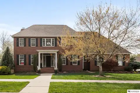 6611 Blue Ridge Lane, Lincoln, NE 68516