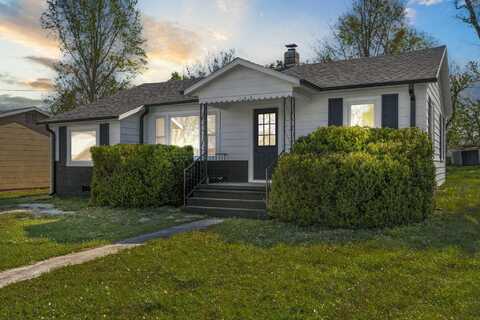 108 N 8th Avenue, Ozark, MO 65721