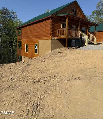 2947 Fiddlers Creek Way, Pigeon Forge, TN 37863