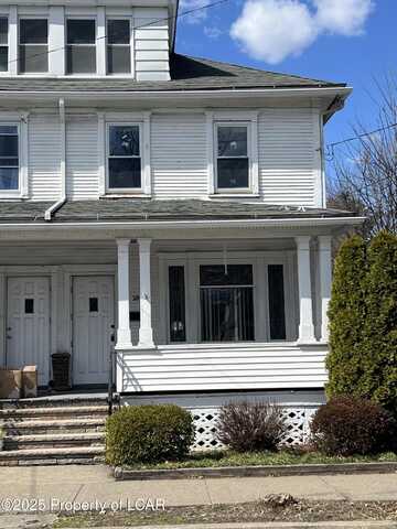 28 N Meade Street, Beach Haven, PA 18702