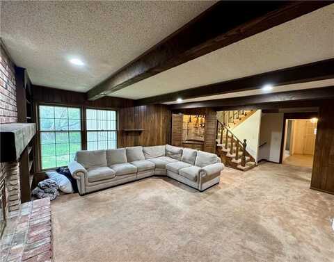 2116 W 120th Terrace, Leawood, KS 66209