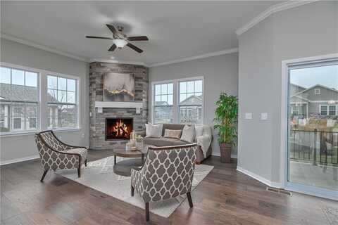 21766 W 119th Terrace, Olathe, KS 66061