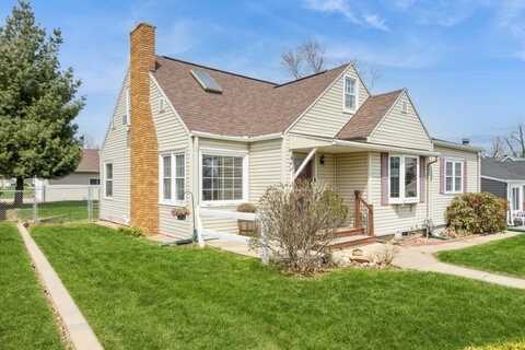 2006 G Ave NE, CedarRapids, IA 52402