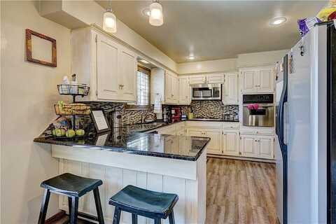 113Th, OKLAHOMA CITY, OK 73120