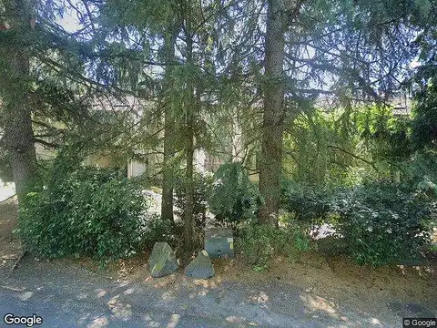 120Th, KIRKLAND, WA 98034