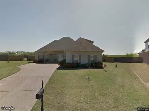 Redbud, SOUTHAVEN, MS 38672