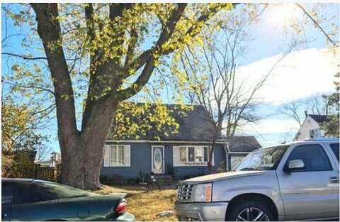 Woods, CENTEREACH, NY 11720