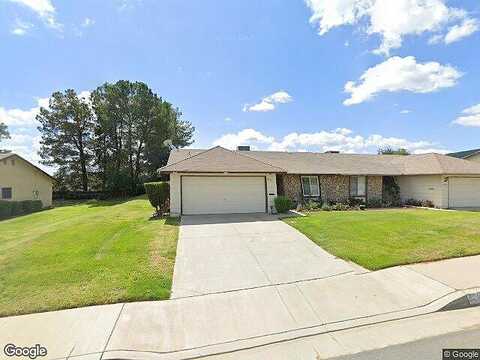 Mccall, MENIFEE, CA 92586