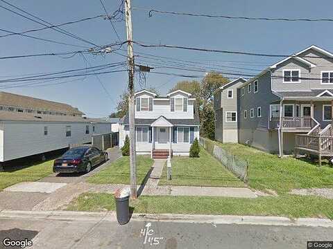 Lee, AMITYVILLE, NY 11701
