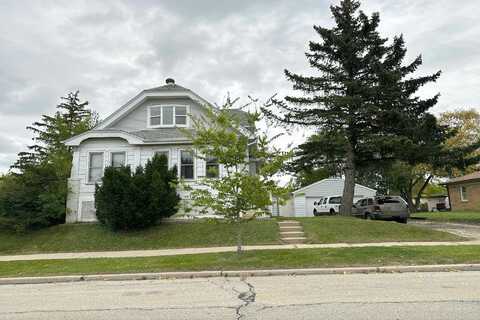 84Th, MILWAUKEE, WI 53227