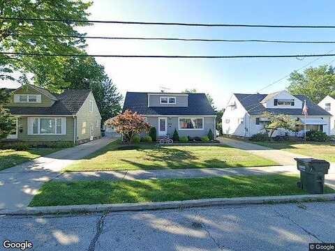 Warren, WICKLIFFE, OH 44092
