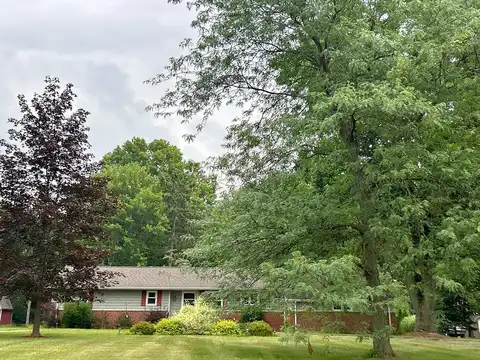 Dixon, WILLOUGHBY HILLS, OH 44094