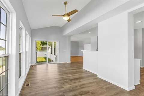 Walker, PAINESVILLE, OH 44077