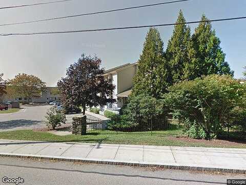 Girard, NEWPORT, RI 02840