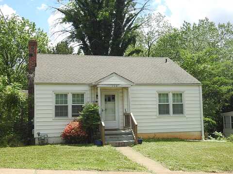 Saint Clair, CHARLOTTESVILLE, VA 22902