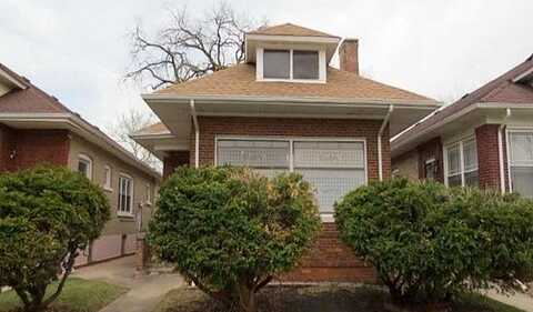 Paxton, CHICAGO, IL 60649