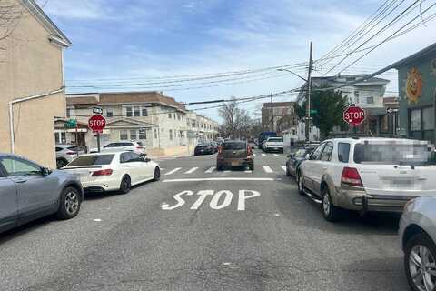 67Th, MIDDLE VILLAGE, NY 11379