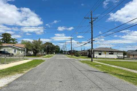 Garden, MARRERO, LA 70072