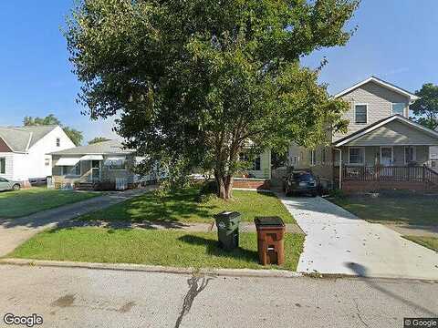 Pinegrove, CLEVELAND, OH 44129