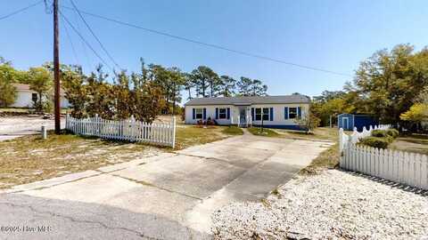 138 Pine Court, Hubert, NC 28539