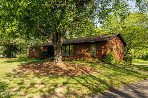 2815 Sevierville Rd, Maryville, TN 37804