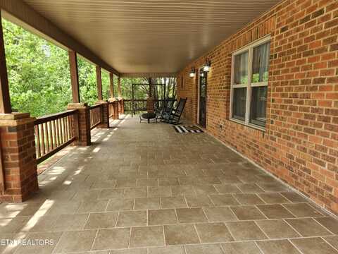 169 Catoosa Canyon Drive, Crossville, TN 38571