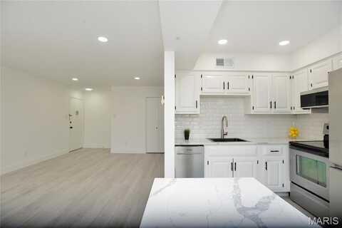1680 Herault Place, Saint Louis, MO 63125