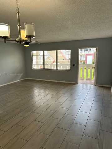 142 Fanshaw D, Boca Raton, FL 33434