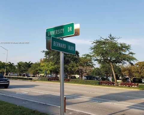 2269 SW 80th Ter, Miramar, FL 33025