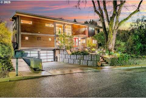 53Rd, PORTLAND, OR 97221