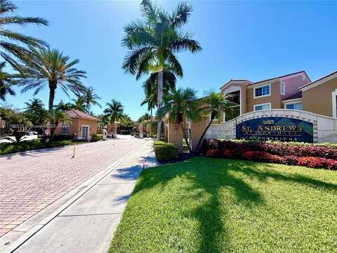 7930 N Nob Hill Rd, Tamarac, FL 33321