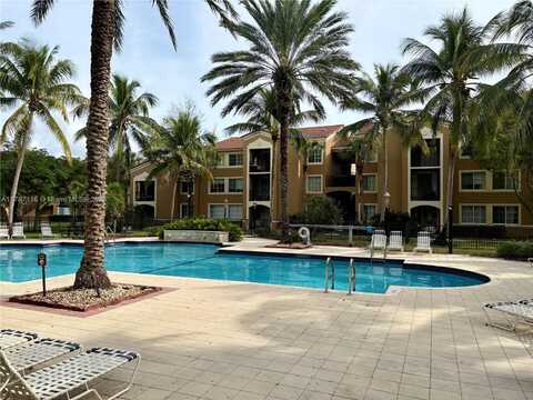 8030 N Nob Hill Rd, Tamarac, FL 33321