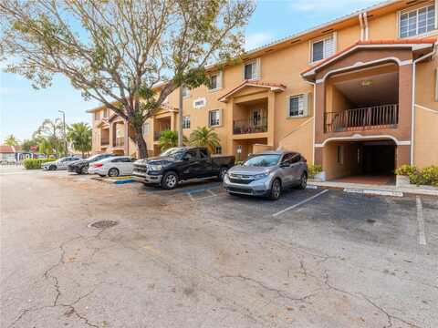 17455 NW 75th Pl, Hialeah, FL 33015