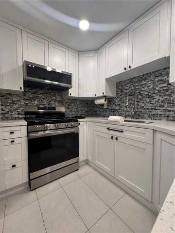 6405 SW 116 Pl, Miami, FL 33173