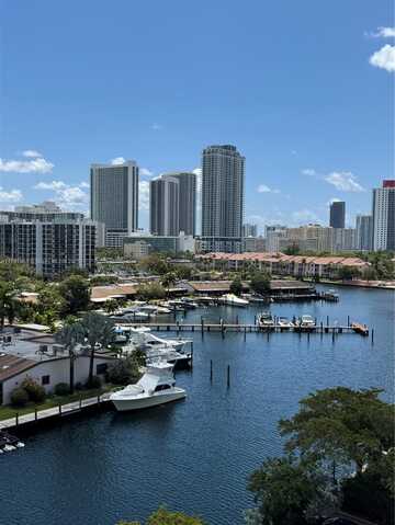 2500 Parkview Dr, Hallandale Beach, FL 33009