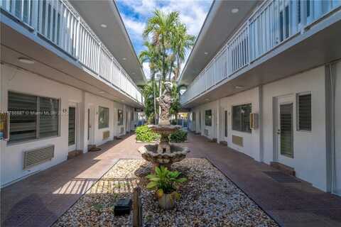 7640 Carlyle Ave, Miami Beach, FL 33141