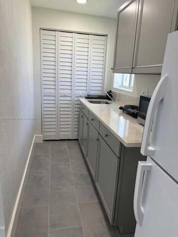 1911 SW 97th Ave, Miramar, FL 33025