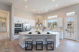 Regents Park, SURPRISE, AZ 85387