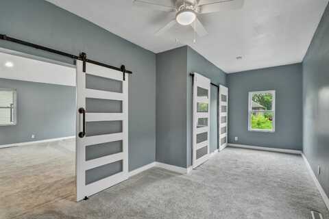 Saint George, GREEN BAY, WI 54302