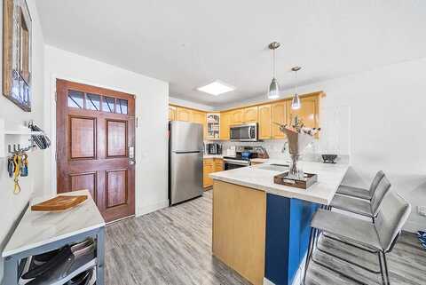 65Th, SAN DIEGO, CA 92114