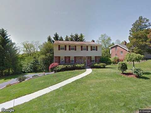 Ambleside, PITTSBURGH, PA 15237