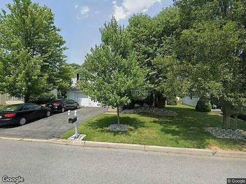 Maria, BETHLEHEM, PA 18017