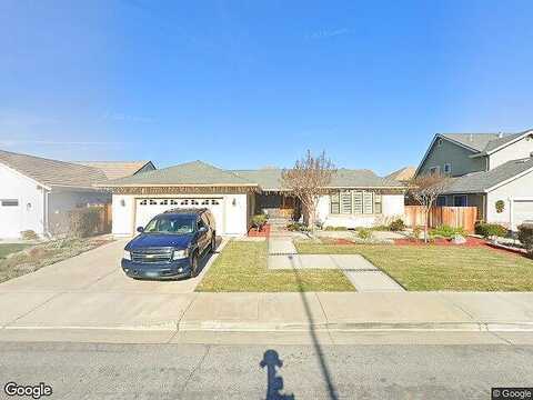 Tina, HOLLISTER, CA 95023
