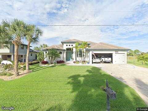 Tee View, ROTONDA WEST, FL 33947