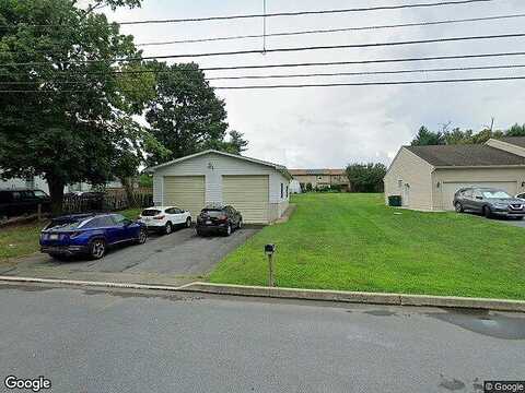 Charlotte, EASTON, PA 18045