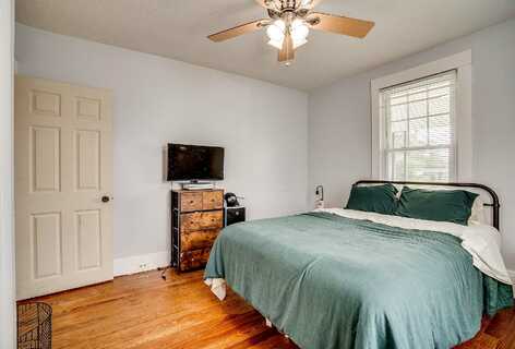 Lexington, BRISTOL, VA 24201