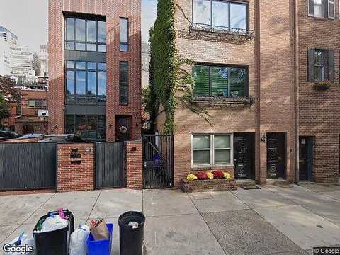 Delancey, PHILADELPHIA, PA 19103