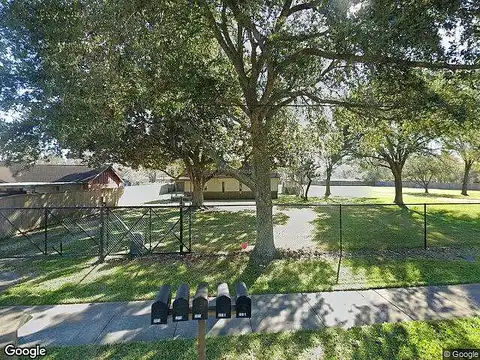 Pine, PASADENA, TX 77503