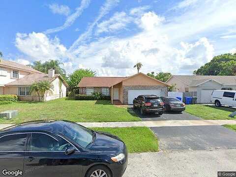 20Th, NORTH LAUDERDALE, FL 33068